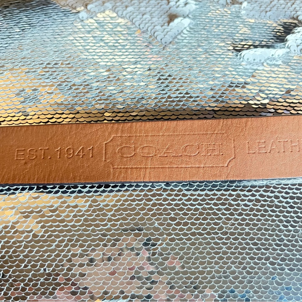 Coach Brown Gold Leather Belt Classic Design - Picture 7 of 8